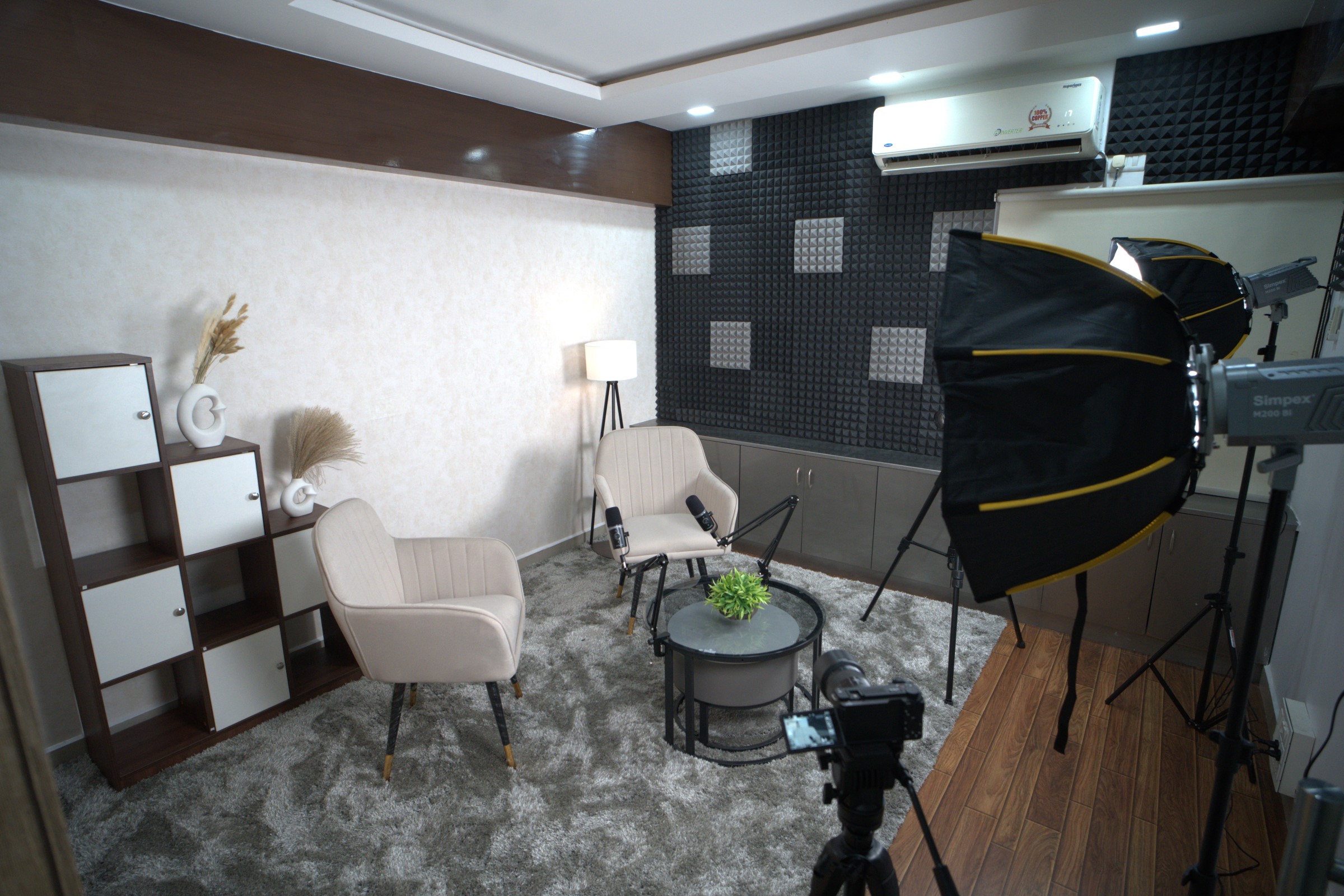 Lighting Setup at NEXSTUDIO